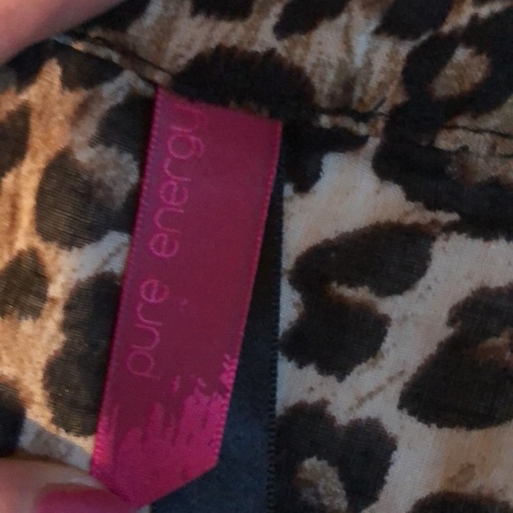 Pure Energy size  large leopard print button down with mandarin collar - Picture 3 of 13